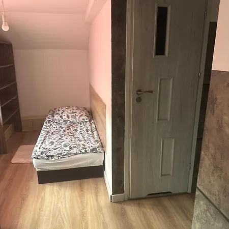 Podgorze Auberge de jeunesse Szydlowiec